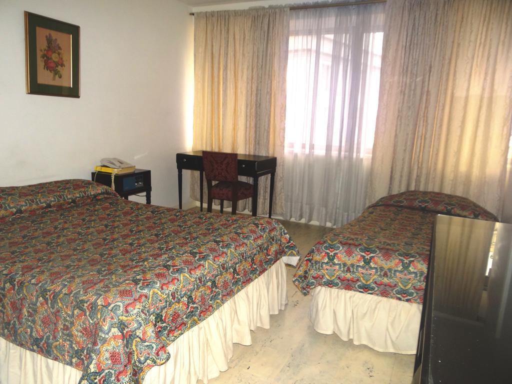 Hotel Nutibara Express Medellín Habitación foto