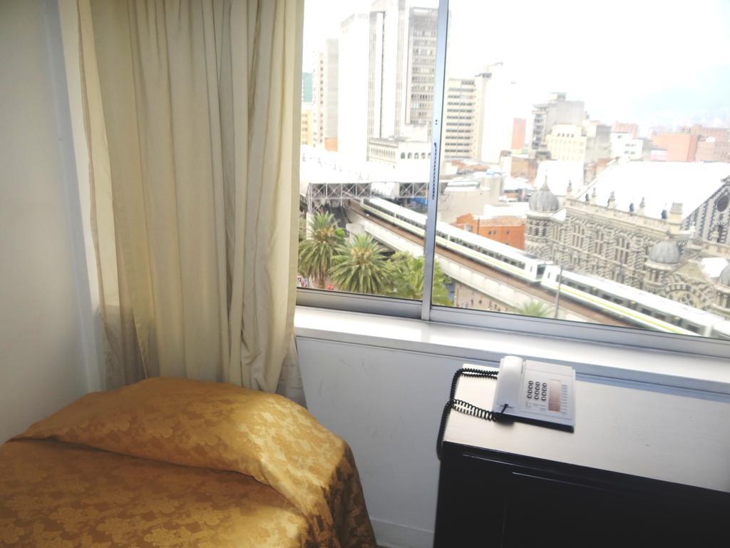 Hotel Nutibara Express Medellín Habitación foto